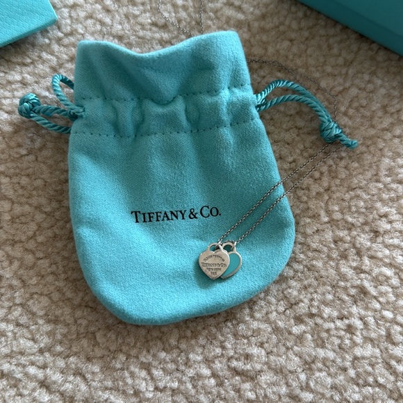 Tiffany & Co | 2 heart necklace - Picture 2 of 7
